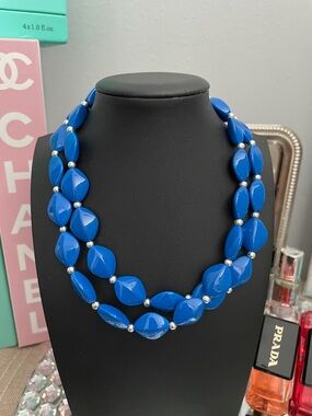 ✨Blue Beaded Strand Statement Necklace✨NWT